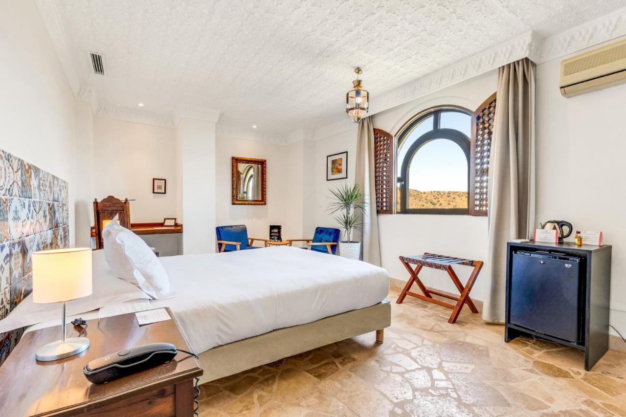 Hotel Castillo De Monda Bagian luar foto