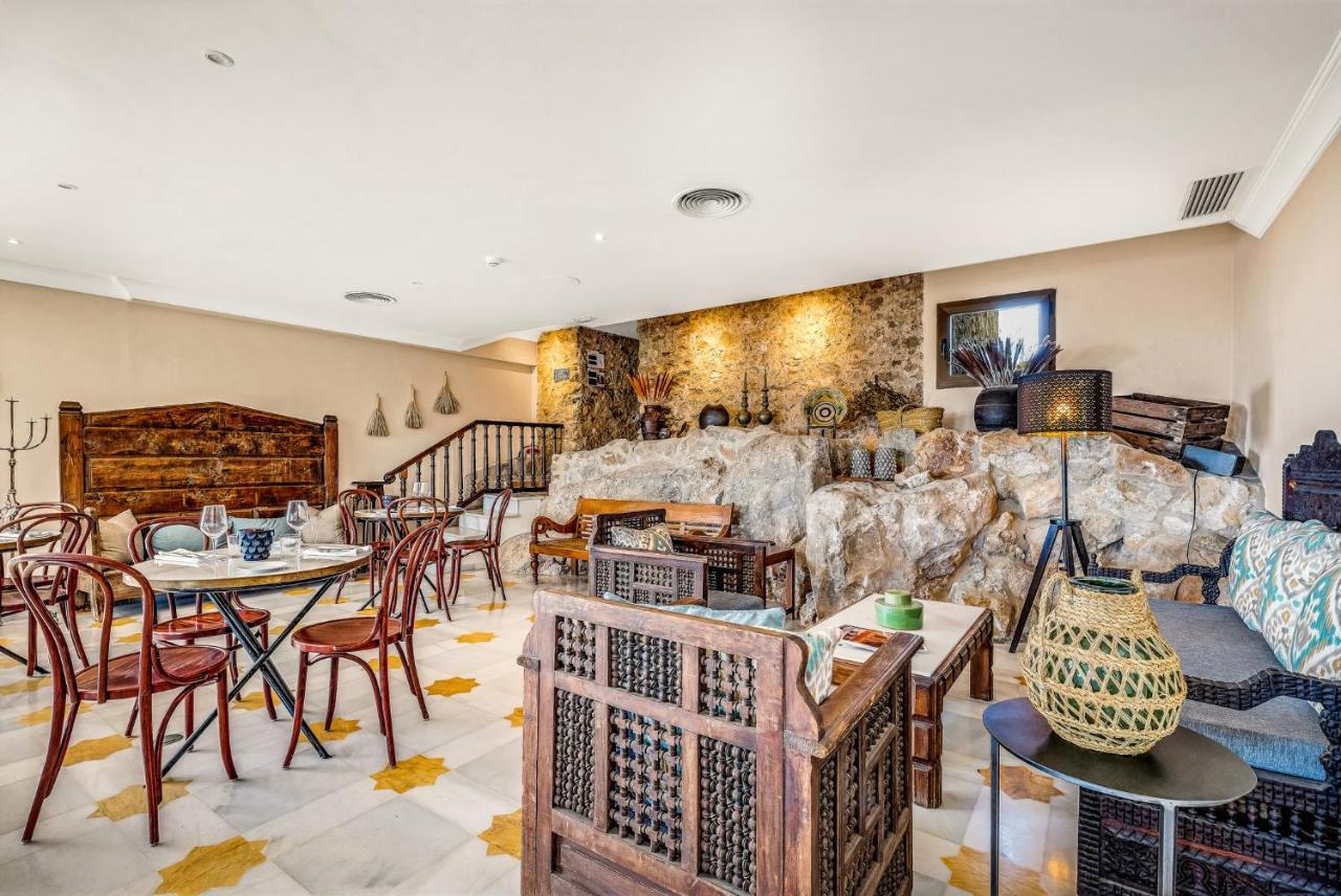 Hotel Castillo De Monda Bagian luar foto