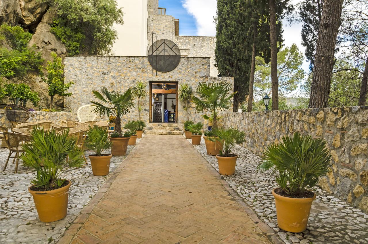 Hotel Castillo De Monda Bagian luar foto