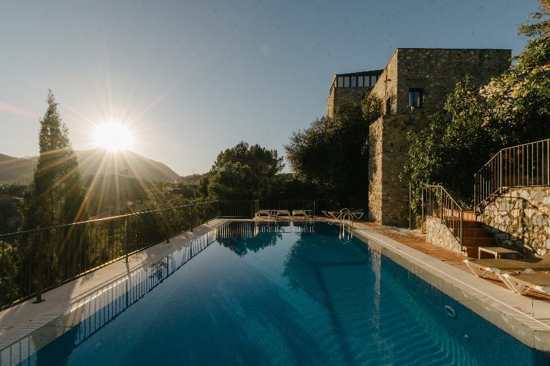 Hotel Castillo De Monda Bagian luar foto
